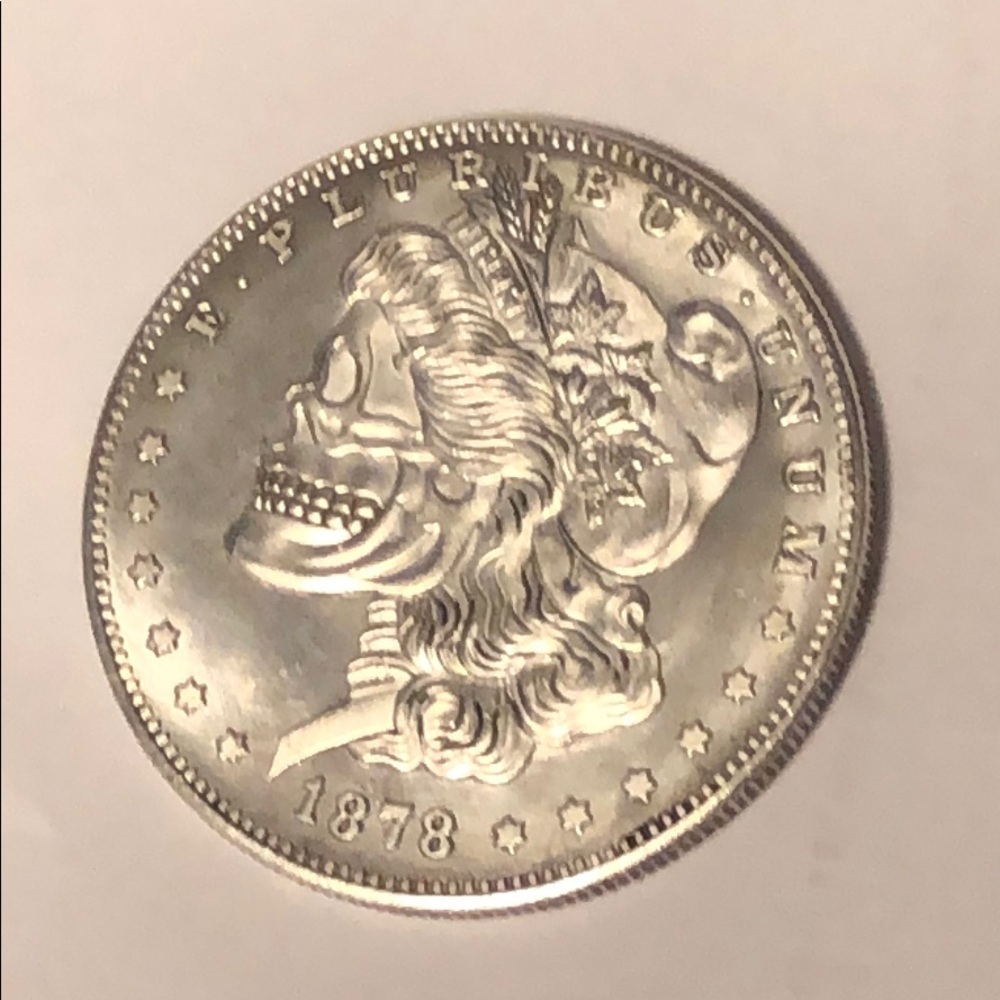Skull coin
